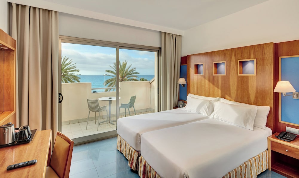 Superior Twin Room, Balcony, Sea View - Photo 1