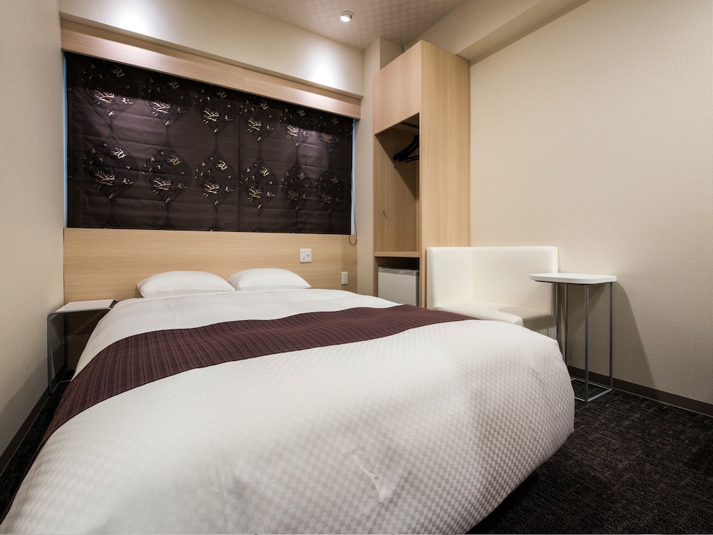 Double Room, 1 Double Bed, Smoking photo 2