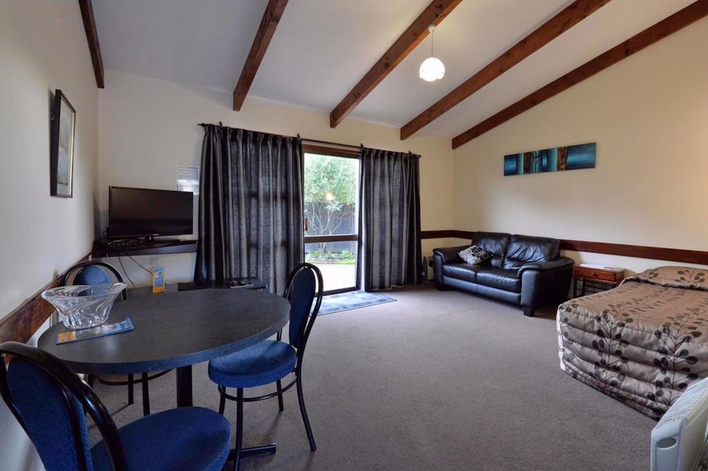 Standard Room, 1 Bedroom, Non Smoking, Kitchen photo 2