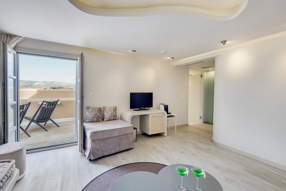 Elegant Suite photo 2