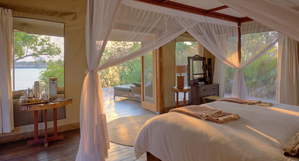 Luxury Tent photo 2