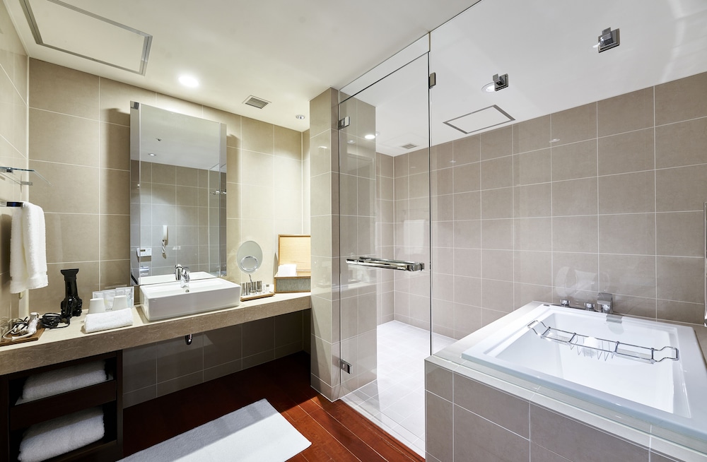 Standard Twin Room photo 3