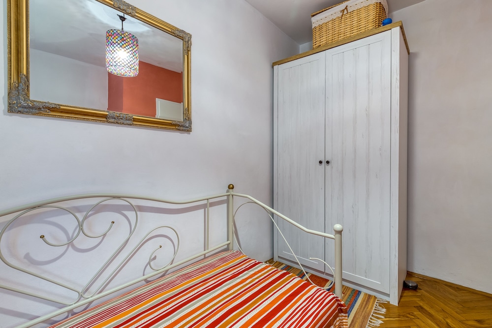 Family Villa, 3 Bedrooms, 2 Bathrooms, Mountainside (Pool House Ančka) photo 2