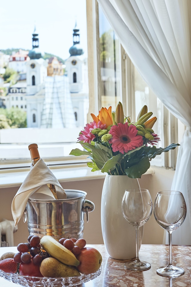 Deluxe Double Room, Balcony, City View - Photo 5