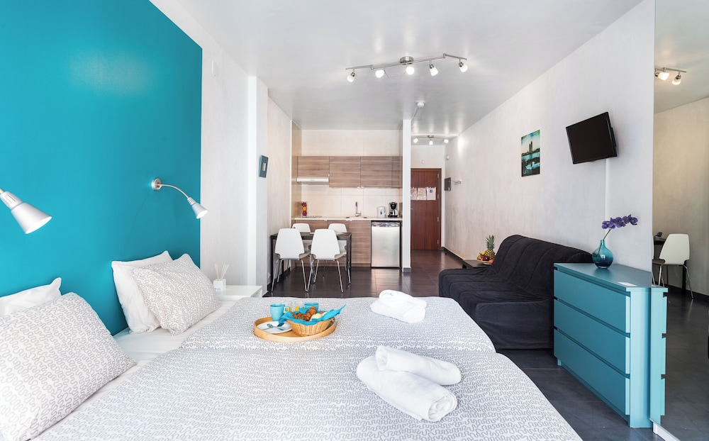 Apartment, Balcony, Courtyard View