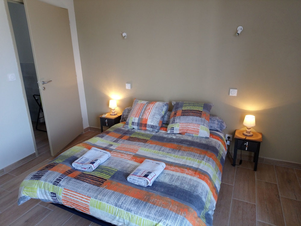 Double Room, Private Bathroom (L'Authentique) photo 3