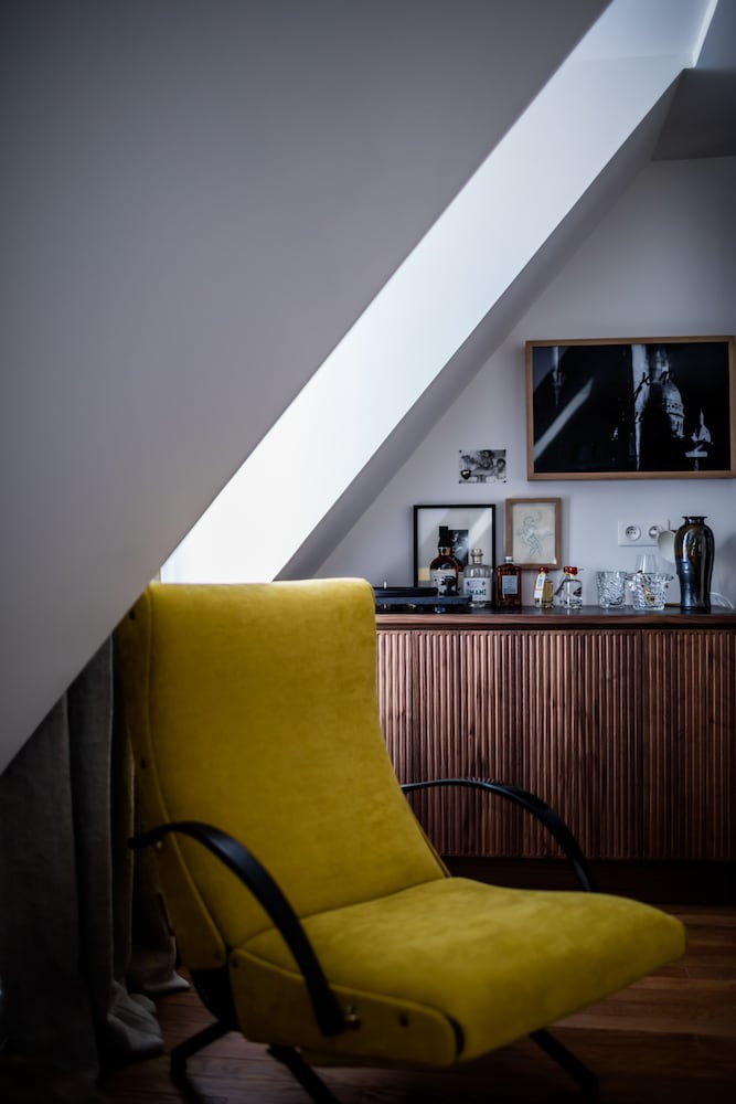 Room (Pigalle 22) thumbnail 5