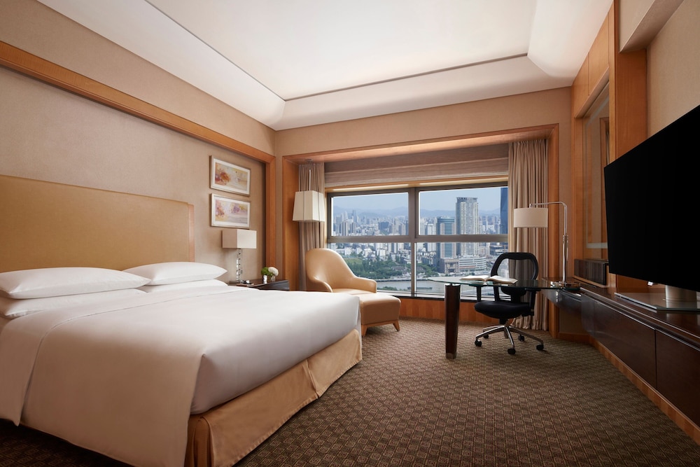 Premier Room, 1 King Bed, River View photo 1