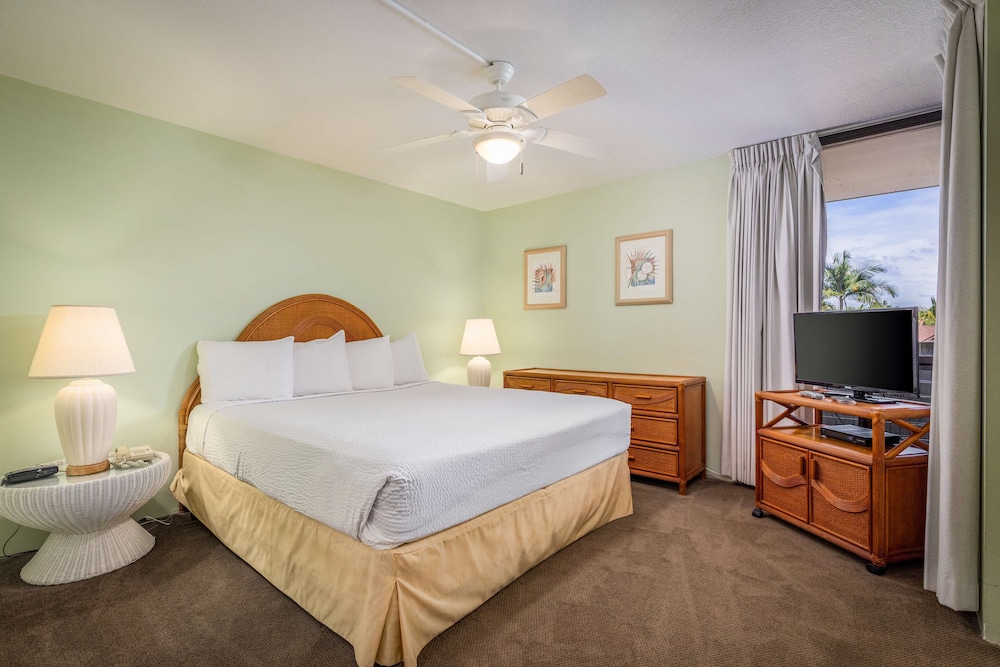 Suite, 1 Bedroom, Partial Ocean View (2 Bathrooms)