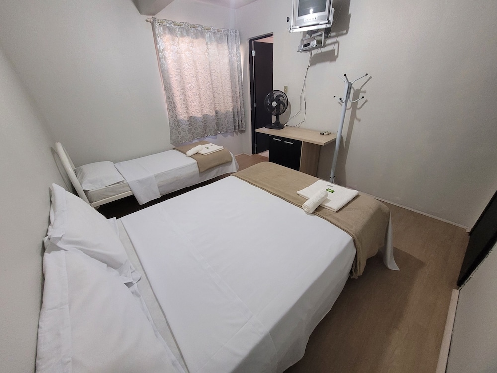Basic Triple Room photo 3