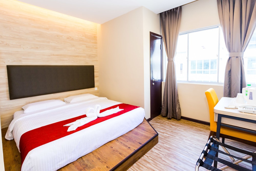 Japanese Suite photo 1