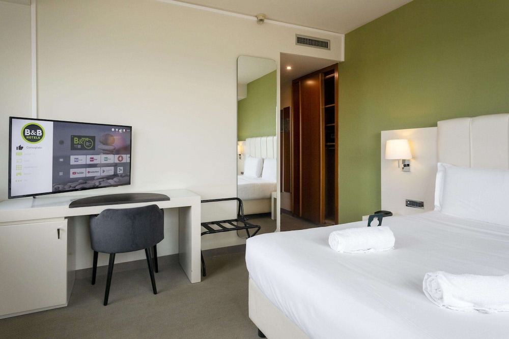 Double Room - Photo 3