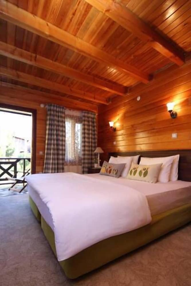 Bungalow (Double)