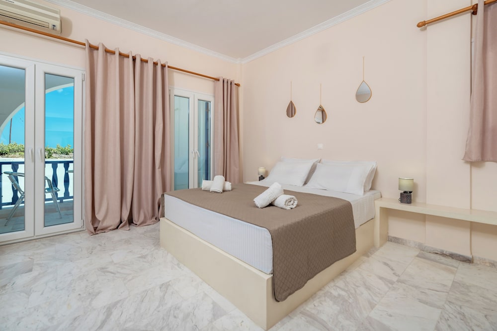 Double or Twin Room, Balcony
