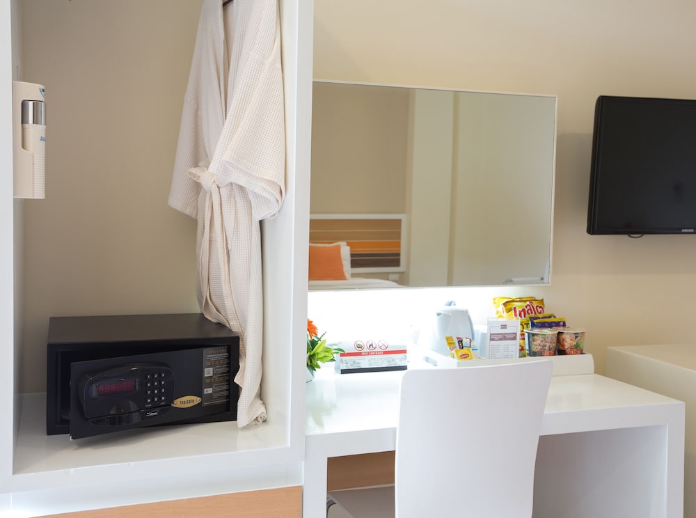 Deluxe Room - Photo 2