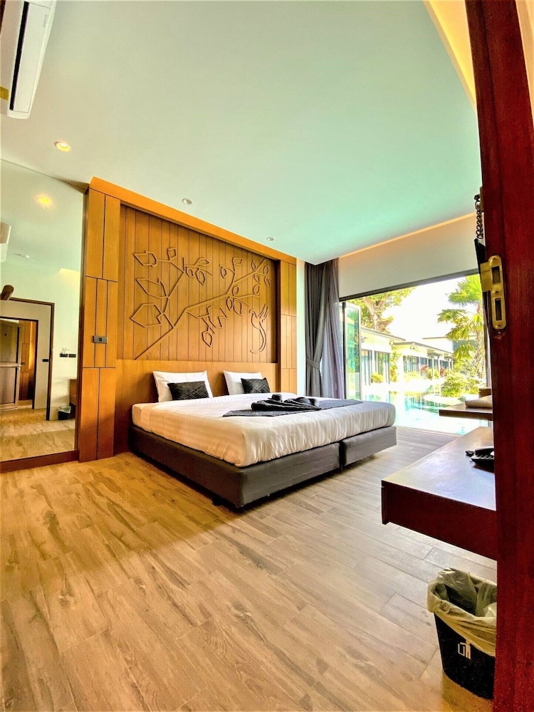 2 Bedrooms Pool Access Villa - Photo 39