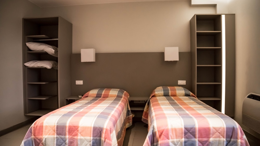 Deluxe Quadruple Room photo 2