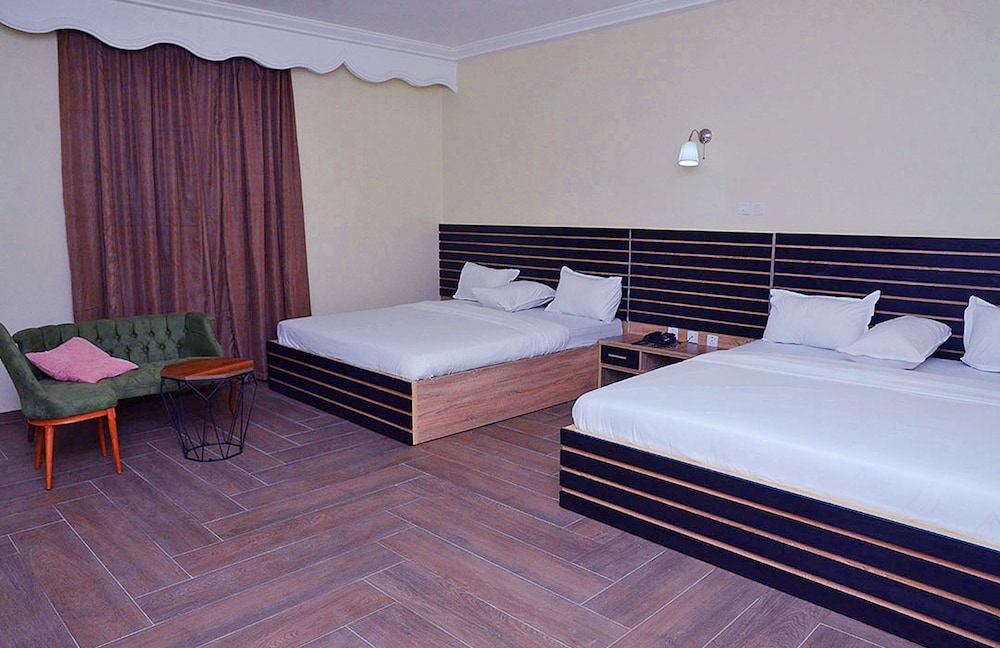 Presidential Suite photo 1