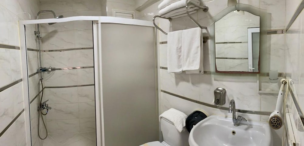 Standard Room photo 2
