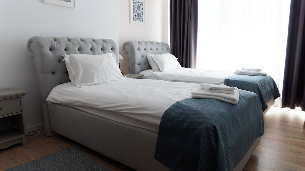 Standard Room, 2 Twin Beds, Non Smoking - Photo 5