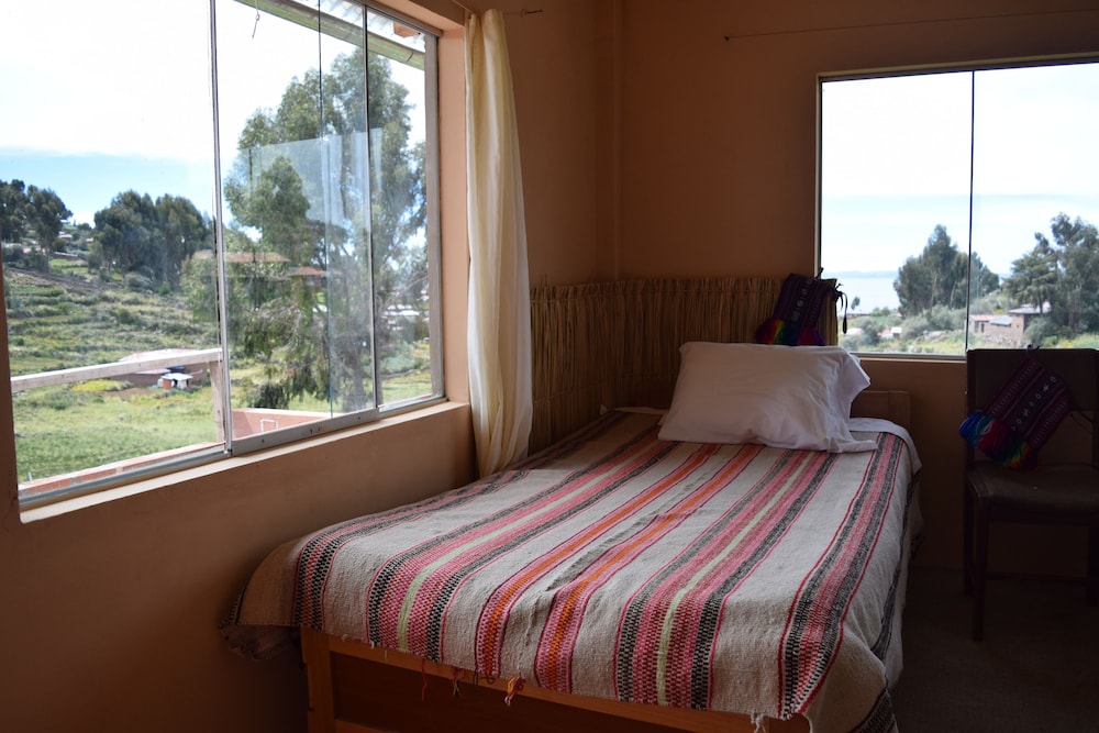 Triple Room, Lake View photo 1