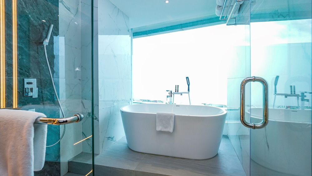 King Junior Suite Room - Photo 4