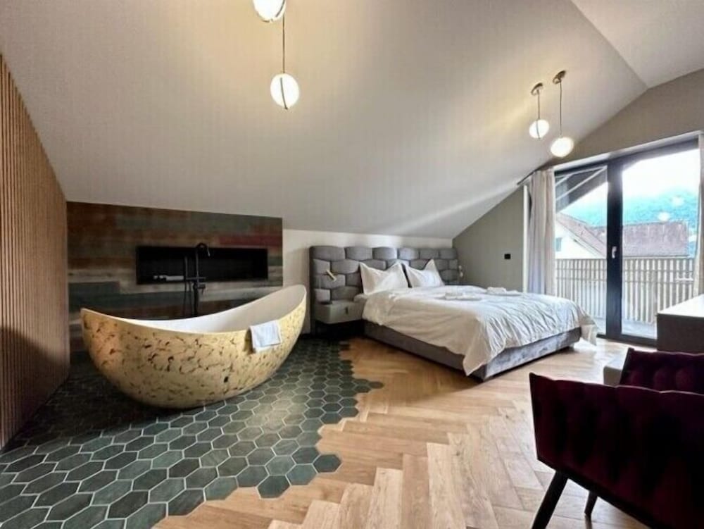 Standard Suite