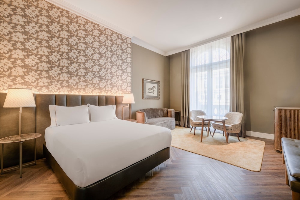 Premium Room, 1 Queen Bed