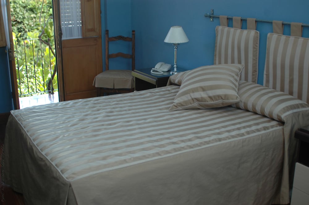 Standard Room photo 1