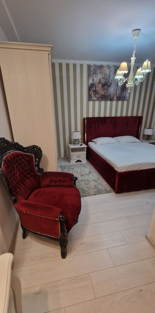 Comfort Apartment, Balcony, Garden View