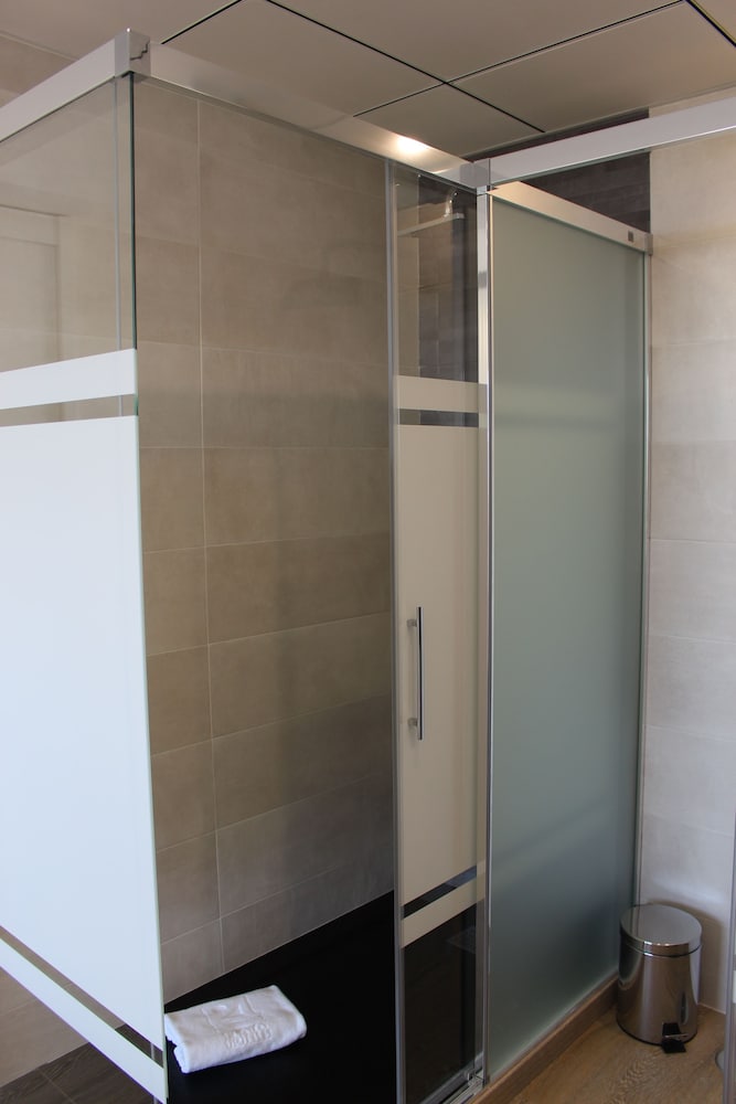 Superior Double Room - Photo 3