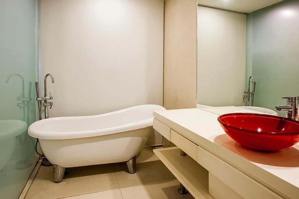 Executive Room photo 3