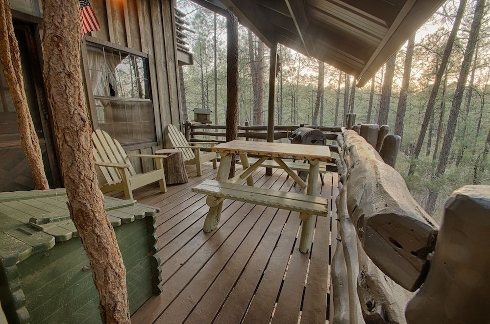 Cabin B photo 2