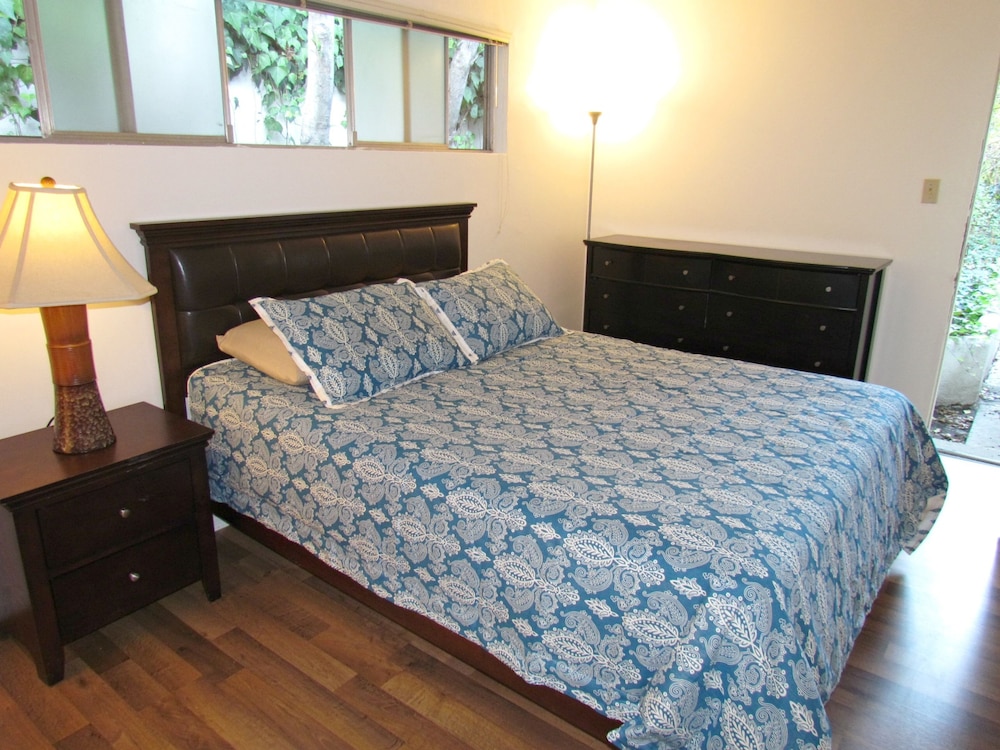 House, 4 Bedrooms, Private Pool, City View