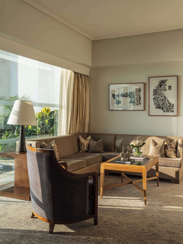 Suite (Lienzo)