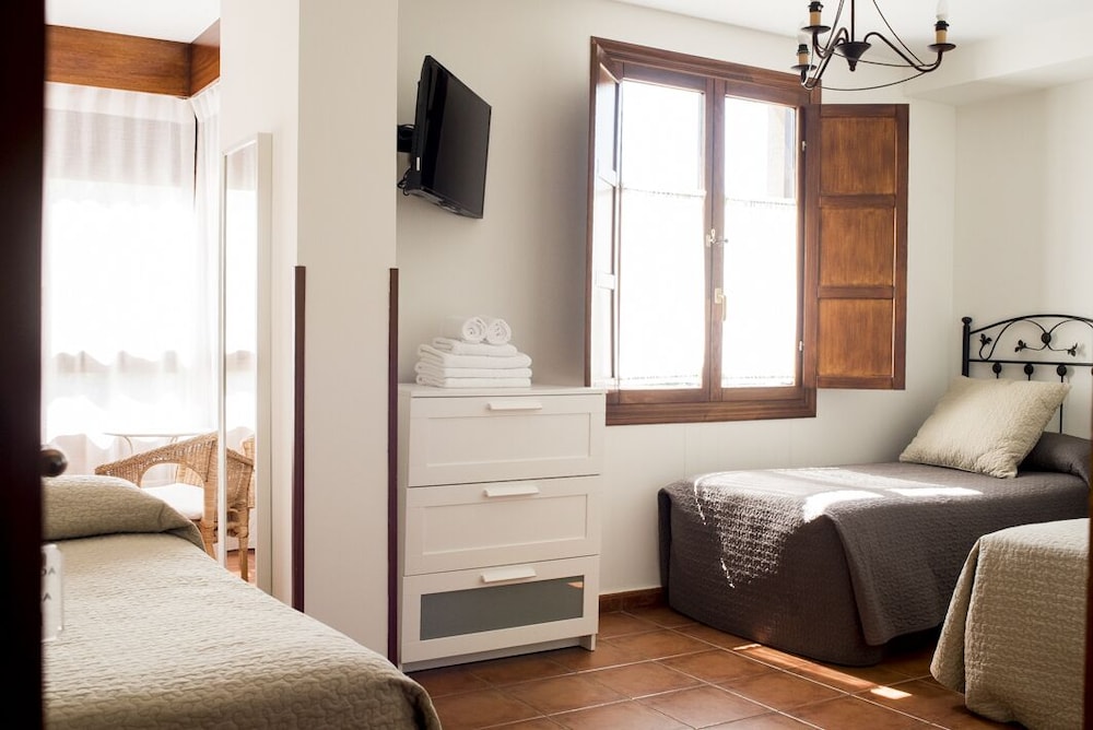 Triple Room, Non Smoking, Garden View