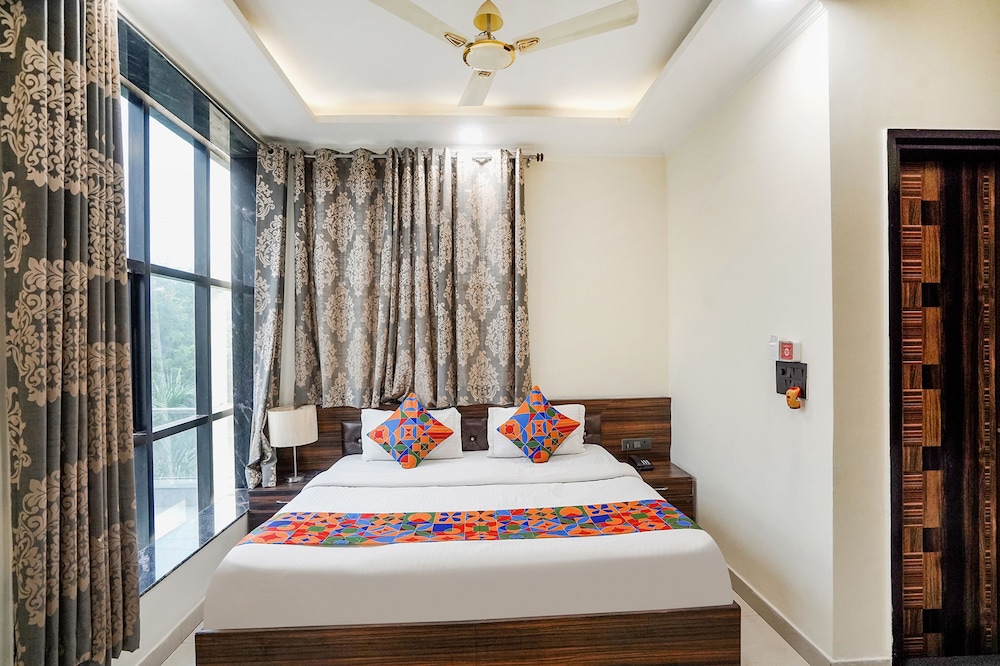 Deluxe Room, 1 Double Bed photo 2