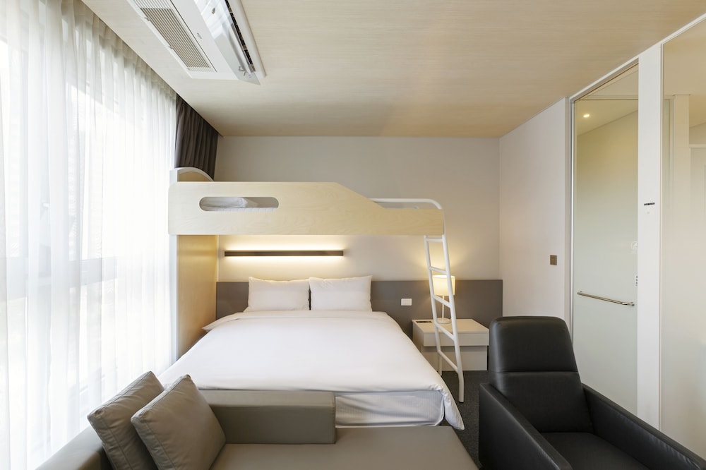 Bunker Bed Room