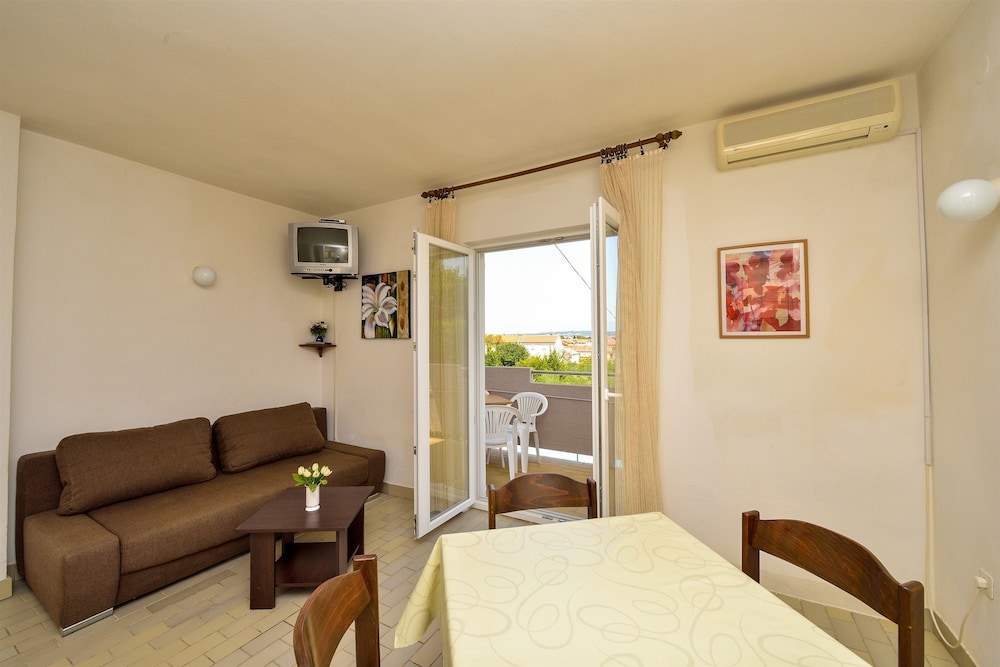 Apartment (A3) photo 1