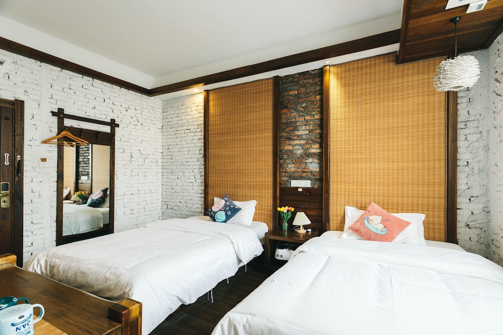 Deluxe Twin Room photo 1