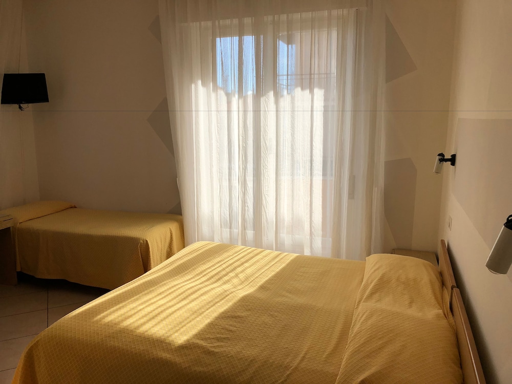Double or Twin Room photo 1