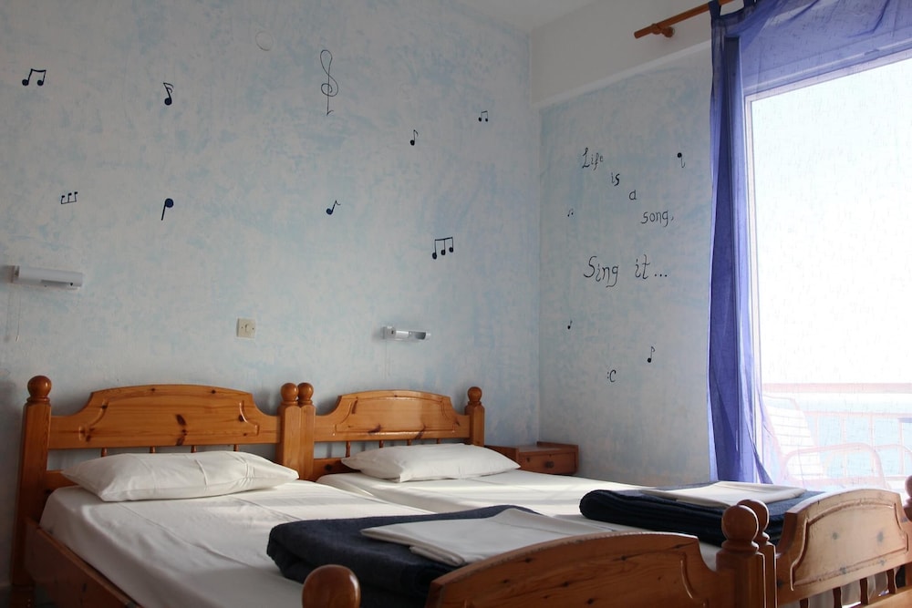 Triple Room, Sea View - Photo 1