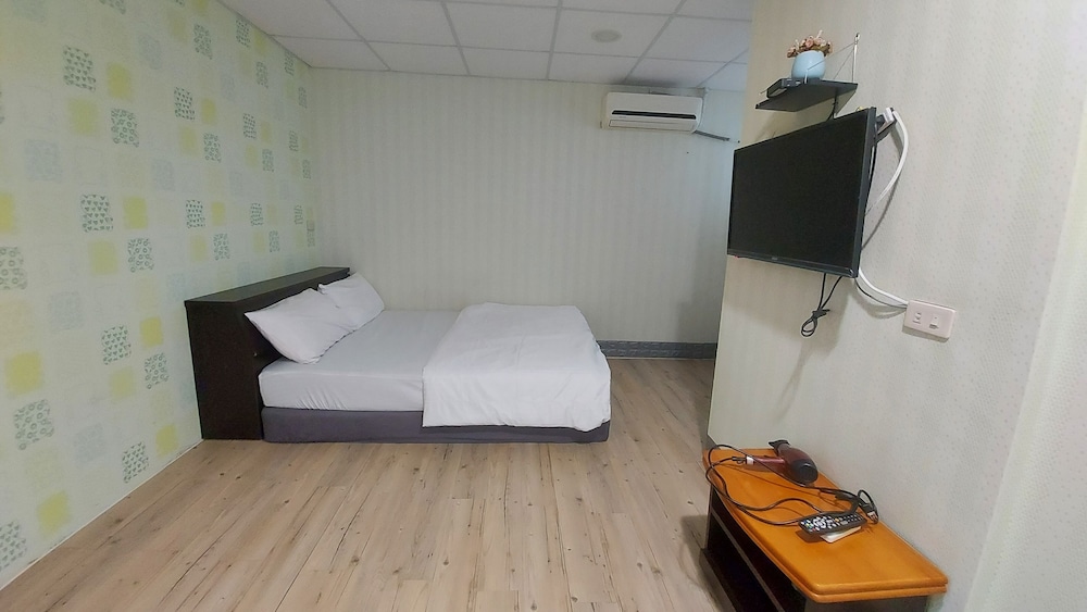 Standard Double Room photo 2