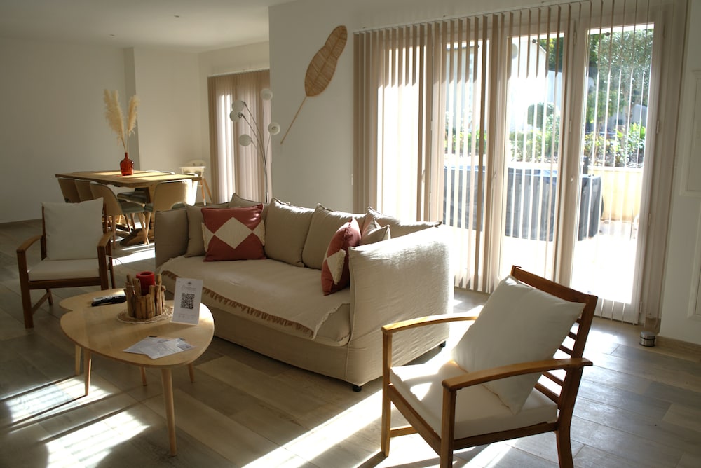 Deluxe Villa, 4 Bedrooms, Pool View photo 1