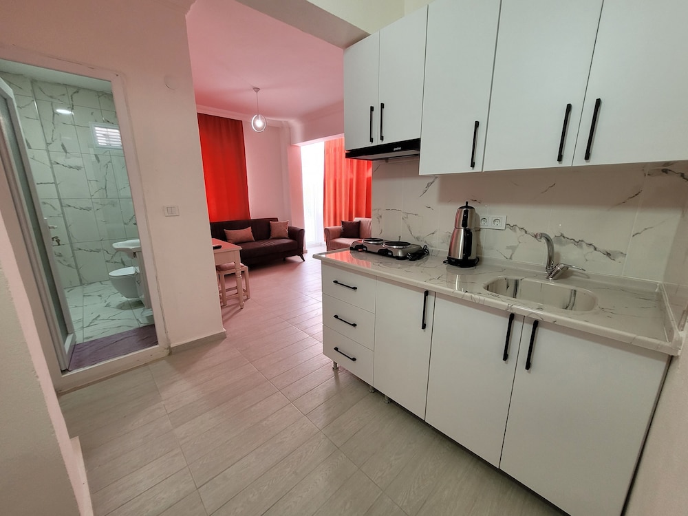 Classic Apartment - Photo 12