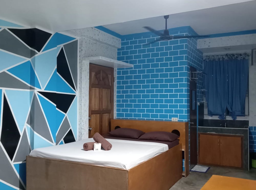 Basic Double Room photo 2