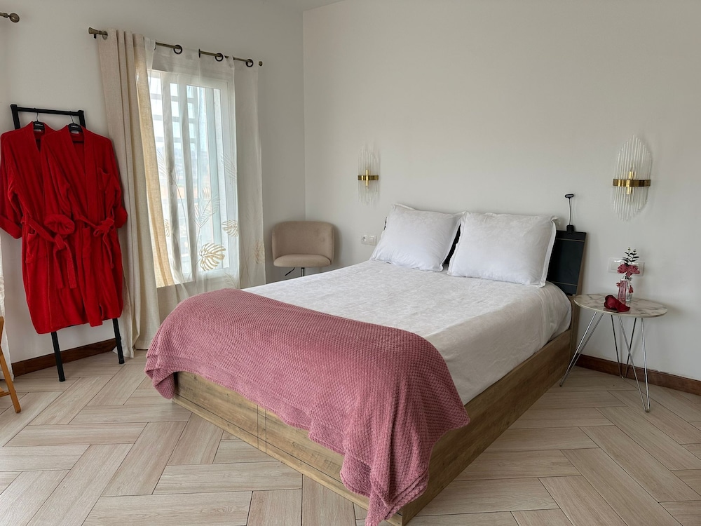 Classic Double Room, Garden View