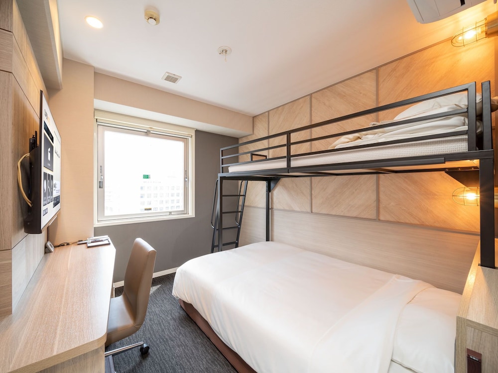 Super Room (1 Double Bed + Loft Bed) Non Smoking