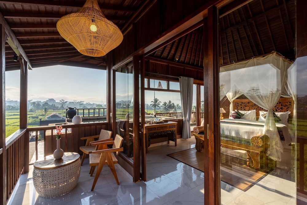 Suite Plunge Pool with Rice Field View - Photo 5
