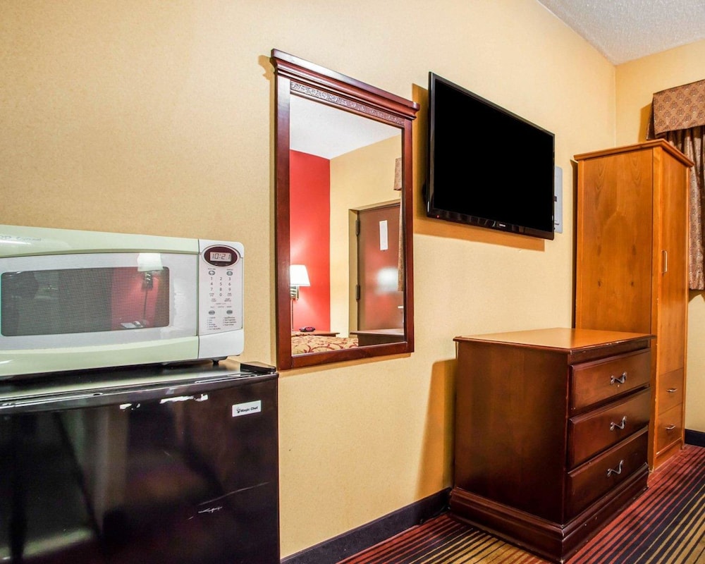 Room, 1 Queen Bed, Accessible, Non Smoking photo 2